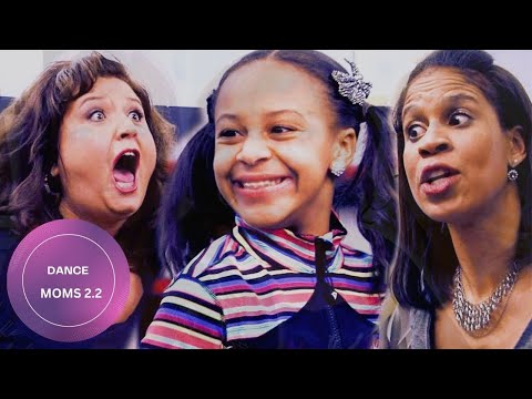 (S2 Flashback) Dance Moms: Nia's Mom LEAVES After || INTERRUPTING Class to Vouch for Her!