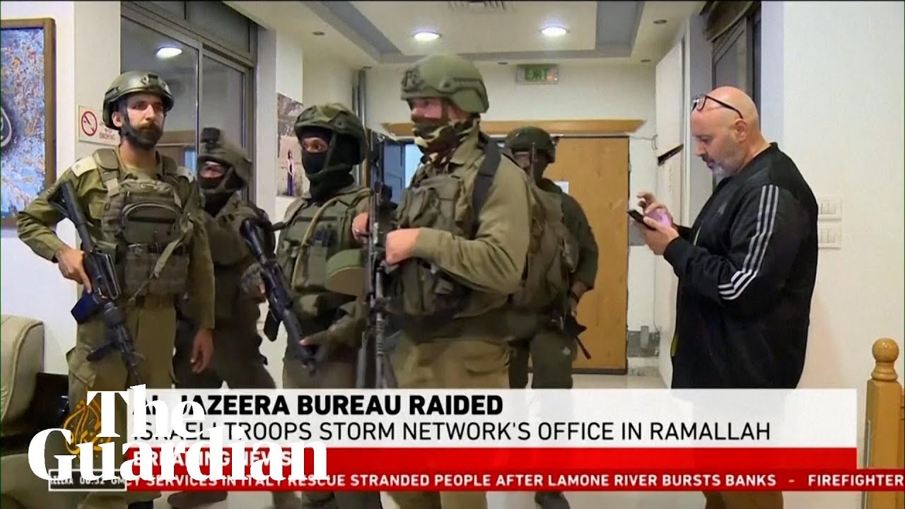 Al Jazeera broadcasts Israeli closure of West Bank bureau live on air