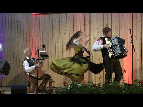 Saso Avsenik & Vater Gregor - live -  Gitarrentanz