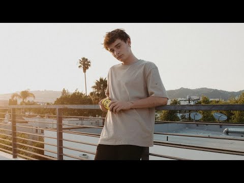 ‘Stranger Things’ Actor Noah Schnapp Takes On Nutella With New Snacking