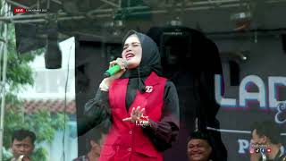 Download lagu YUZNIA ZEBRO MIMPI TERINDAH mp3