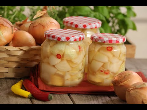 Store vitamins easily - pickled onions