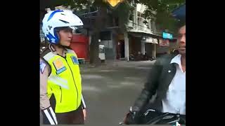 Download lagu polwan cantik razia mp3