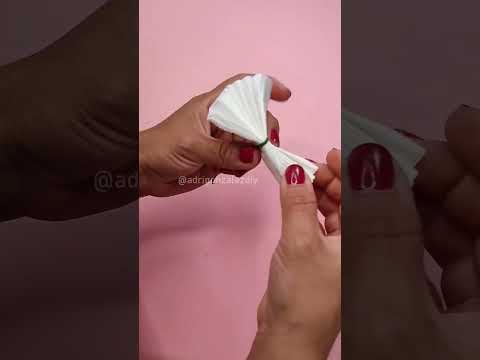 Super idea 💡 flores de papel 🧻 Muy fácil! #diy #ideas #manualidadesútiles #manualidadesconpapel