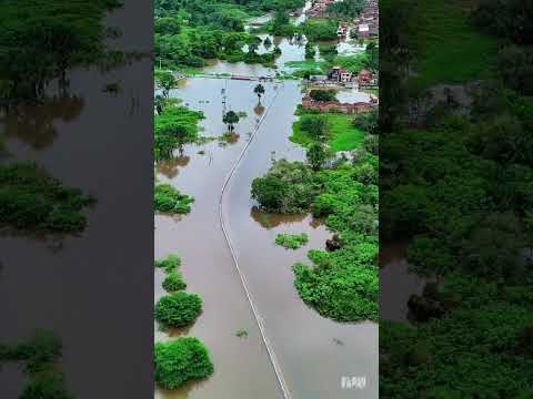 Rio Mãe Do Rio transbordou e alagou dezenas de Casas em Mãe do rio#chuva #rio#alagamento