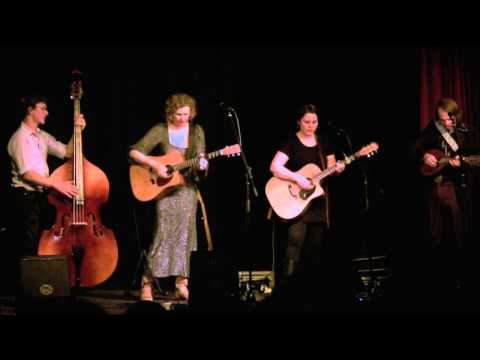 SUZANNAH ESPIE 'Other Side Of The Mountain'  Live at the Caravan Music Club