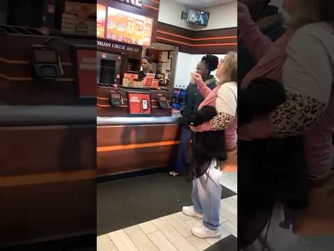 Karen wanted her 8 pizzas on time..