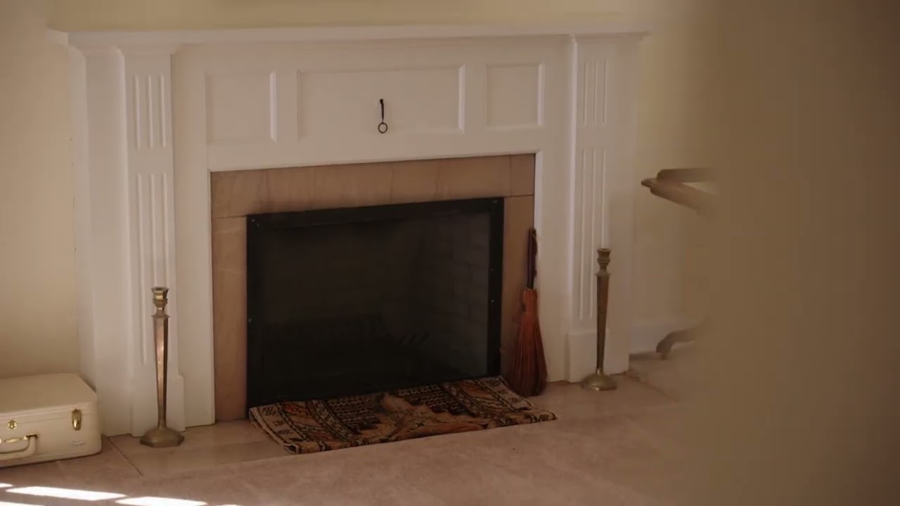 YouTube thumbnail preview for the video titled Real Estate Film 01
