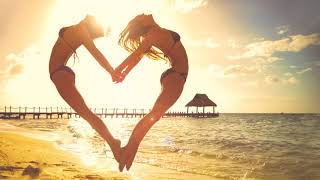 The Rush - Clara McHugh Lyrics