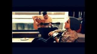 Danny Jones &amp; Tom Fletcher (McFly) - Room On The 3rd Floor (Acoustic)
