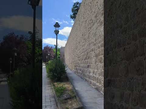 🧱El Paseo Los Cubos Muralla Defensiva En Burgos detrás de cada piedra hay una historia fascinante. ✨
