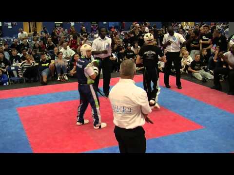 Fletcher Thomas v Robbie Lavoie Bristol Open 2014