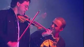 Celtas Cortos - Romance de Rosabella y Domingo con Javier Ruibal (Directo Valladolid, 1997)