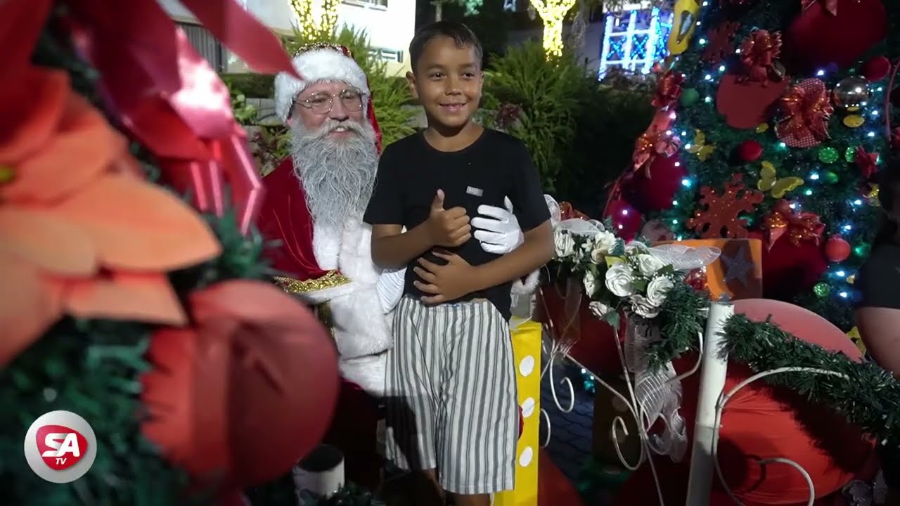 A magia do Natal tomou conta das ruas de São João do Oeste no Desfile de Natal
