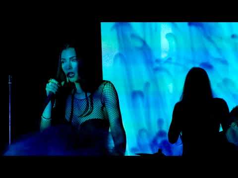 Chrysta Bell - Undertow - Live at Elmun baari, Helsinki, April 27, 2018