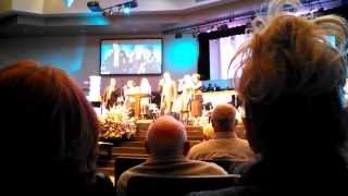 Living In Love With The Lord - The Collingsworth Family