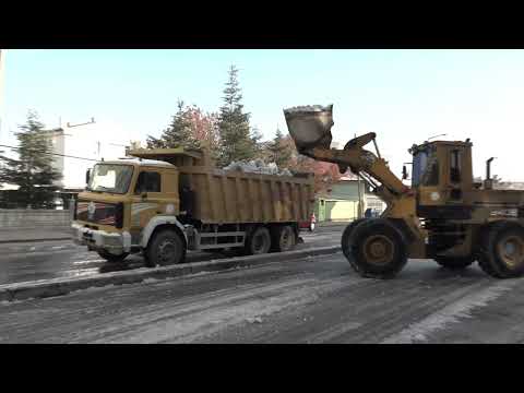 ORTA REFÜJ KAR TEMİZLEME ÇALIŞMASI