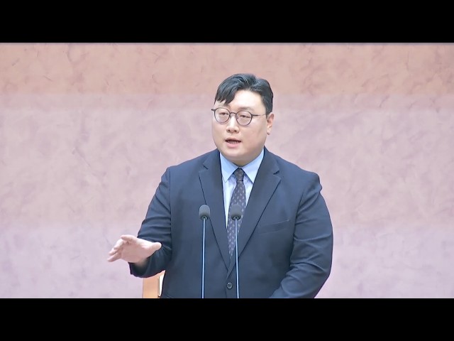 그래도 성벽은 세워진다 