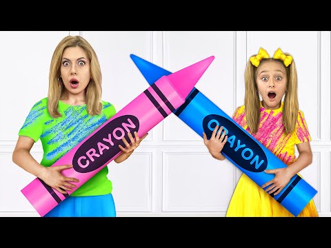 サーシャとマックスはお母さんと一緒にトップゲームをプレイします