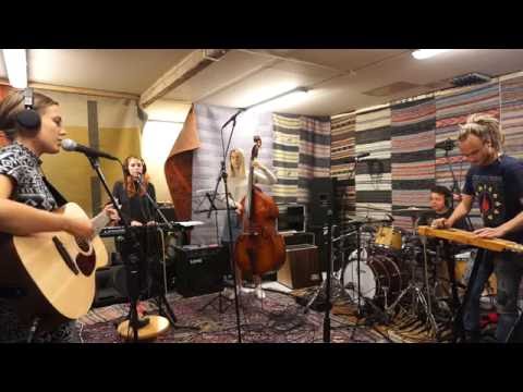 Amanda Johansson - Taking Chances