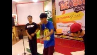preview picture of video 'Subang Beatbox Clan Perform @ Yogya Grand Subang - Alfin, XacBeat & AL Part 1'