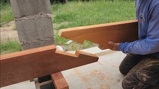 COMO FAZER MÃO DE AMIGO, ESSE CARPINTEIRO É DEDICAÇÃO DO INÍCIO AO FIM DO TELHADO...