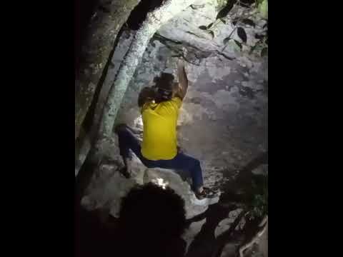 Boulder Raízes - V5 @ Casa da Cobra - Cocalzinho de Goiás - GO