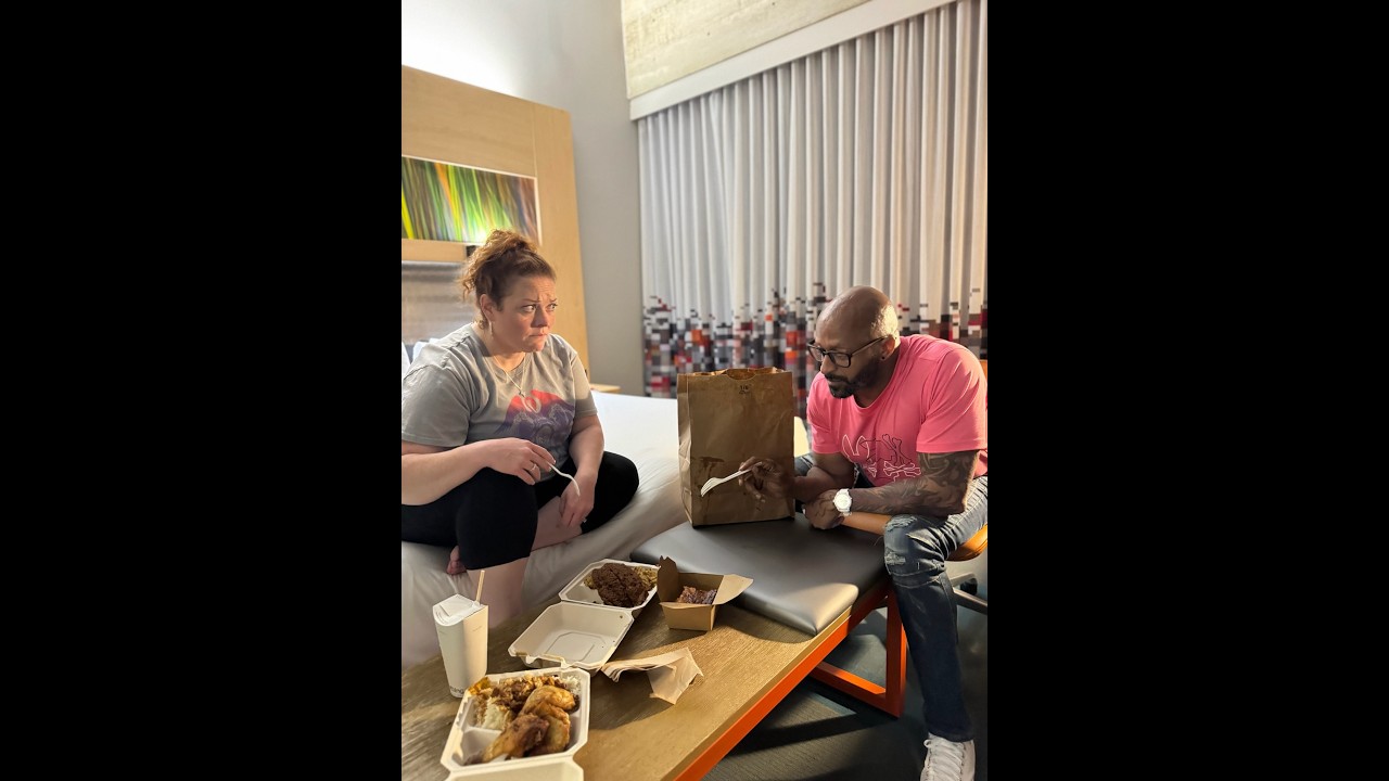 Bethany orders a bunch of food with Larry goes wrong… Bethany’s Last Supper