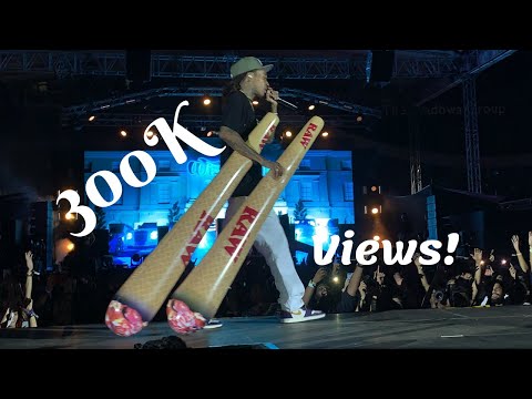 download lagu mp3 mp4 Sunburn Wiz Khalifa, download lagu Sunburn Wiz Khalifa gratis, unduh video klip Sunburn Wiz Khalifa