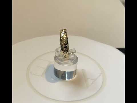 4mm 9ct Yellow Gold Lord Of The Rings Style Court Band