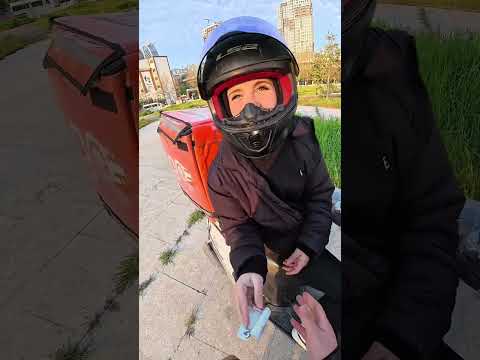Ortamdan kaçış 😂 #shorts #viral #motovlog #keşfet #tiktok #fyp #sevgili