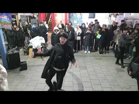 맥스(MAXXAM(MYM))-오새봄(OhSaeBom)/ 보여(Day by Day) - Wanna One(워너원) 20200120 홍대버스킹 직캠