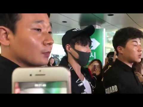 180702 Lay arrived at Incheon Airport