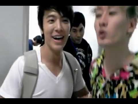 [VID] 120415 Ryeowook's twitvid Update - Eunhae's kiss xD