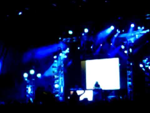 Snowball Music Festival 2011 Bassnectar part 8, drippin the mix into Play by David Banner