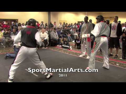 2010 NBL Supergrands - Chance Turner v Bryan Young