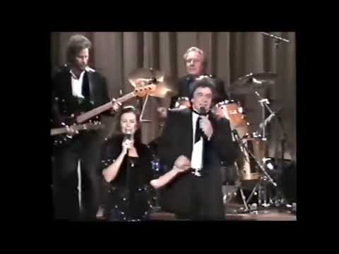 Videoclip de Baby Ride Easy (with June Carter Cash) — Johnny Cash
