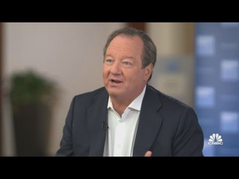 Watch CNBC's full interview with Paramount Global CEO Bob Bakish