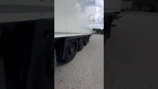 Venta de Krone SD LIFTING AXLE + CARRIER + DOUBLE STOCK semirremolque frigorífico - Imagen 4 | Autoline ES Krone SD LIFTING AXLE + CARRIER + DOUBLE STOCK semirremolque frigorífico | Imagen 4 - Autoline