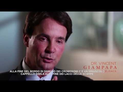 Gli occhi fregati si sono gonfiati che fare Rughe intorno a occhi di 37 anni