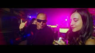 Pasito Tun Tun - (Video Oficial) - A.B. Quintanilla III y Elektro Kumbia| Ravisuals