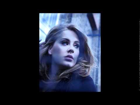 Adele - First BBC Interview - with Steve Lamacq (October 2007) [Part 1]
