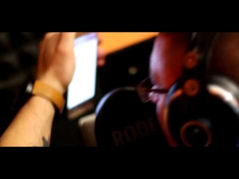 Definite - Pomiędzy tym wszystkim