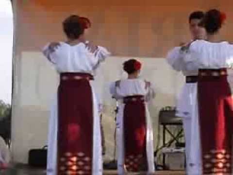 Ansamblul "Romanasul" Comuna Zadareni