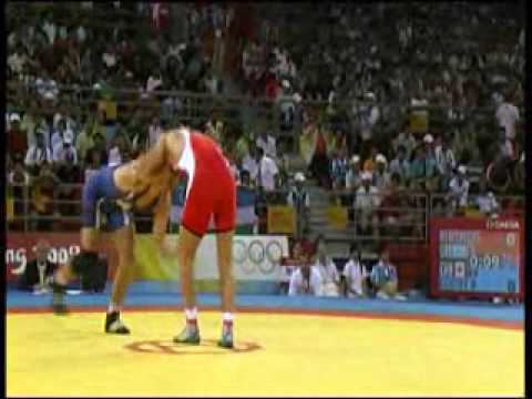 Emzarios "Shako" Bentinidis vs Gentry Matthew