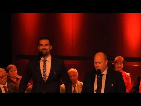 Jan Runar Eliassen & Kim Wigaard - En stjerne skinner i natt