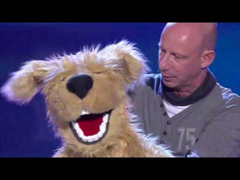 Bauchredner Benjamin Tomkins und Hund Chico