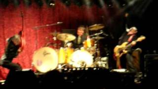 Terrasrock Merksem 29 aug &#39;08 - Triggerfinger - Commotion + improvistation