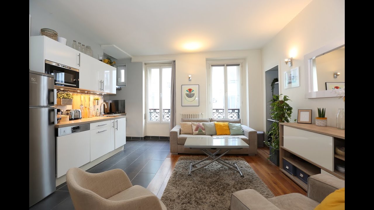 Watch video Cour des Petites Ecuries - Paris 10 - 1BR - furnished Cour des Petites Ecuries - Paris 10 - 1BR - furnished