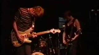 Geraldine Fibbers-Outside of Town (live)